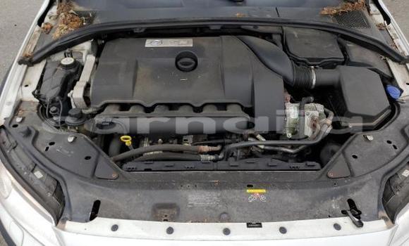 Acheter Neuf Voiture Volvo XC70 Blanc à Lagos, État de Lagos Acheter Neuf Voiture Volvo XC70 Blanc à Lagos, État de Lagos