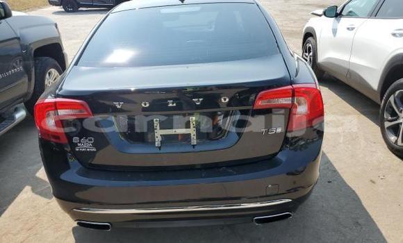 Acheter Neuf Voiture Volvo S60 Noir à Lagos, État de Lagos Acheter Neuf Voiture Volvo S60 Noir à Lagos, État de Lagos