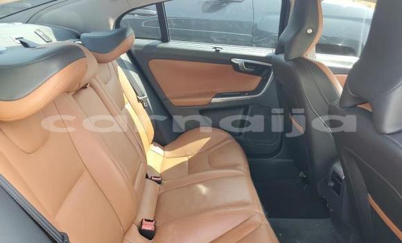 Acheter Neuf Voiture Volvo S60 Noir à Lagos, État de Lagos Acheter Neuf Voiture Volvo S60 Noir à Lagos, État de Lagos
