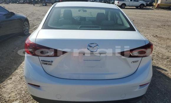 Acheter Neuf Voiture Mazda 3 Blanc à Lagos, État de Lagos Acheter Neuf Voiture Mazda 3 Blanc à Lagos, État de Lagos