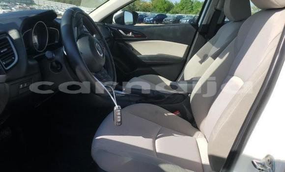 Acheter Neuf Voiture Mazda 3 Blanc à Lagos, État de Lagos Acheter Neuf Voiture Mazda 3 Blanc à Lagos, État de Lagos