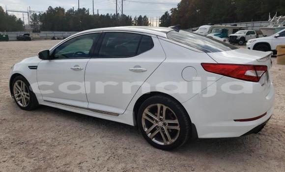 Acheter Neuf Voiture Kia Optima Blanc à Lagos, État de Lagos Acheter Neuf Voiture Kia Optima Blanc à Lagos, État de Lagos