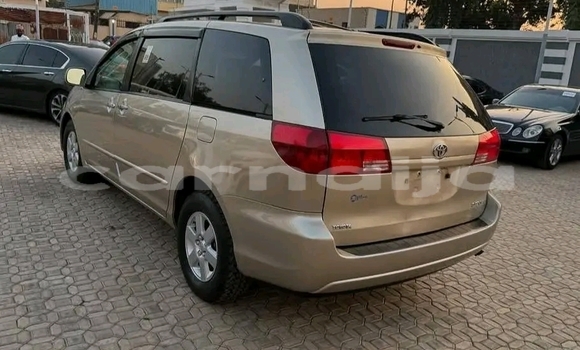 Buy New Nissan Note Brown Car in Benin in Edo Buy New Nissan Note Brown Car in Benin in Edo