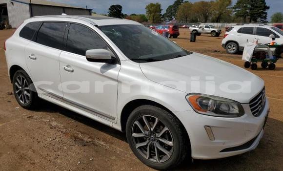 Acheter Neuf Voiture Volvo XC60 Blanc à Lagos, État de Lagos Acheter Neuf Voiture Volvo XC60 Blanc à Lagos, État de Lagos
