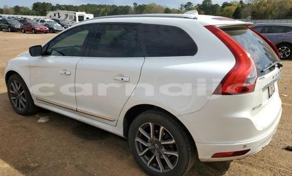 Acheter Neuf Voiture Volvo XC60 Blanc à Lagos, État de Lagos Acheter Neuf Voiture Volvo XC60 Blanc à Lagos, État de Lagos