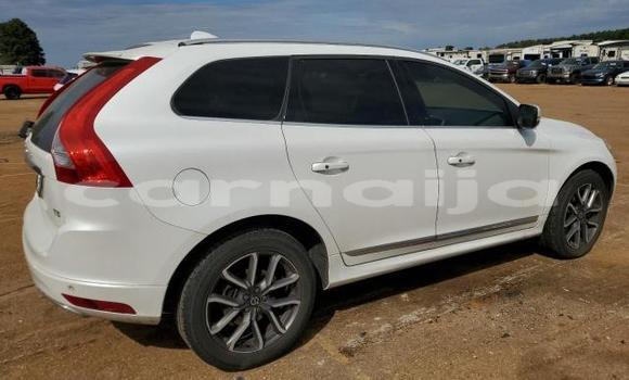 Acheter Neuf Voiture Volvo XC60 Blanc à Lagos, État de Lagos Acheter Neuf Voiture Volvo XC60 Blanc à Lagos, État de Lagos