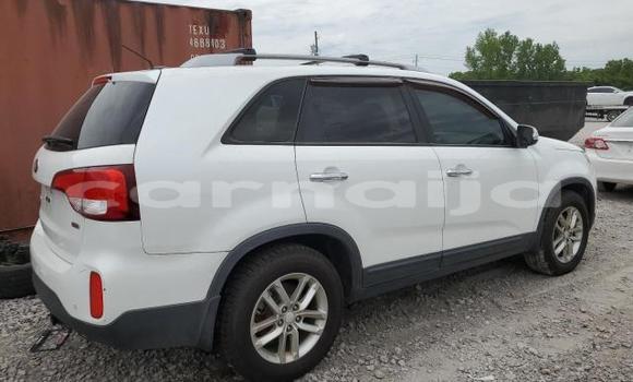 Acheter Neuf Voiture Kia Sorento Blanc à Lagos, État de Lagos Acheter Neuf Voiture Kia Sorento Blanc à Lagos, État de Lagos