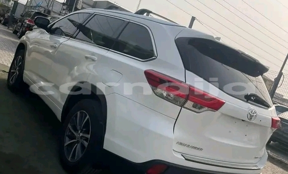 Acheter Occasion Voiture Toyota Highlander Blanc à Abuja, État de Lagos