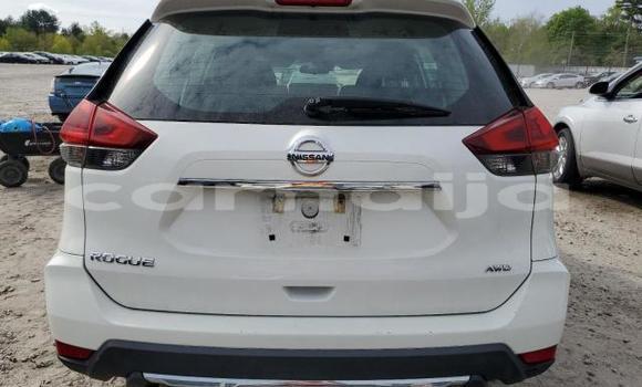 Acheter Neuf Voiture Nissan Rogue Blanc à Lagos, État de Lagos Acheter Neuf Voiture Nissan Rogue Blanc à Lagos, État de Lagos