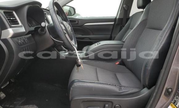 Acheter Neuf Voiture Toyota Highlander Noir à Lagos, État de Lagos Acheter Neuf Voiture Toyota Highlander Noir à Lagos, État de Lagos
