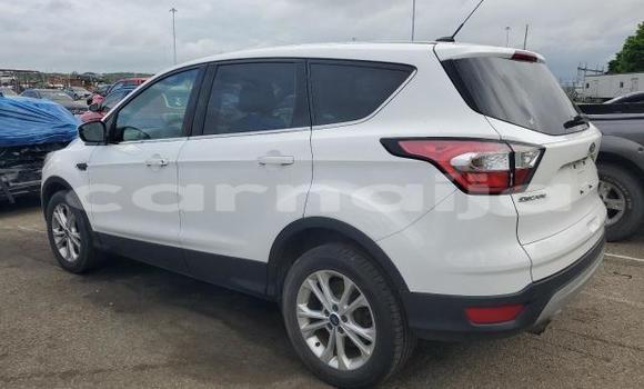 Acheter Neuf Voiture Ford Escape Blanc à Lagos, État de Lagos Acheter Neuf Voiture Ford Escape Blanc à Lagos, État de Lagos