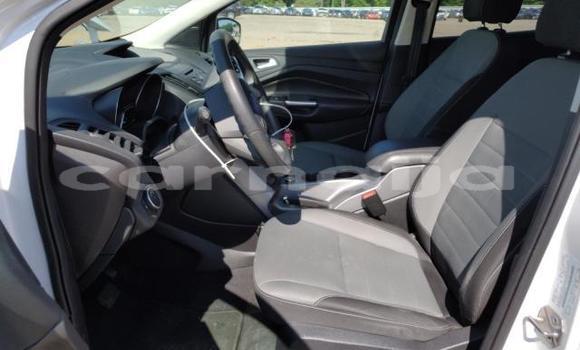 Acheter Neuf Voiture Ford Escape Blanc à Lagos, État de Lagos Acheter Neuf Voiture Ford Escape Blanc à Lagos, État de Lagos