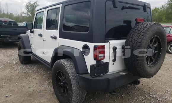 Acheter Neuf Voiture Jeep Wrangler Blanc à Lagos, État de Lagos Acheter Neuf Voiture Jeep Wrangler Blanc à Lagos, État de Lagos