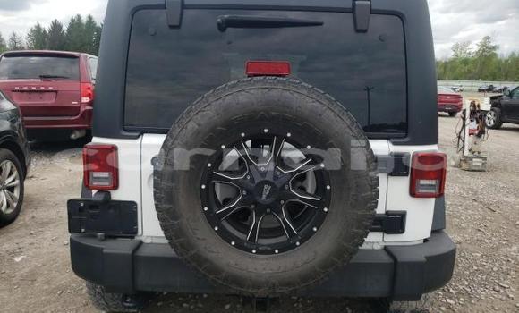 Acheter Neuf Voiture Jeep Wrangler Blanc à Lagos, État de Lagos Acheter Neuf Voiture Jeep Wrangler Blanc à Lagos, État de Lagos