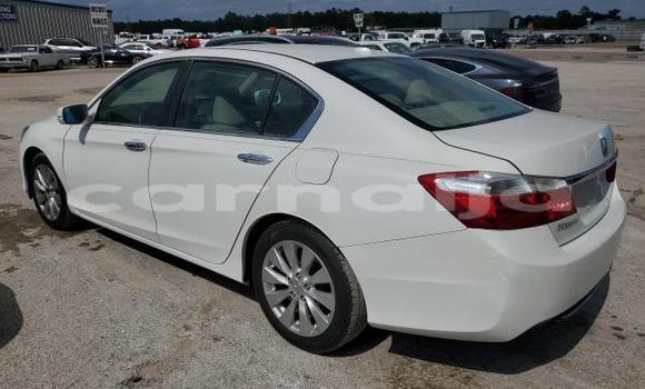 Buy New Honda Accord White Car in Lagos in Lagos State Buy New Honda Accord White Car in Lagos in Lagos State