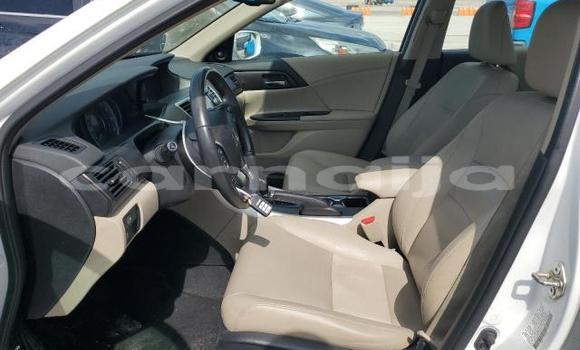 Buy New Honda Accord White Car in Lagos in Lagos State Buy New Honda Accord White Car in Lagos in Lagos State