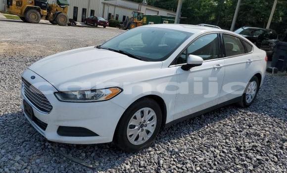 Buy New Ford Fusion White Car in Lagos in Lagos State