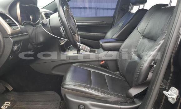 Acheter Neuf Voiture Jeep Grand Cherokee Noir à Lagos, État de Lagos Acheter Neuf Voiture Jeep Grand Cherokee Noir à Lagos, État de Lagos