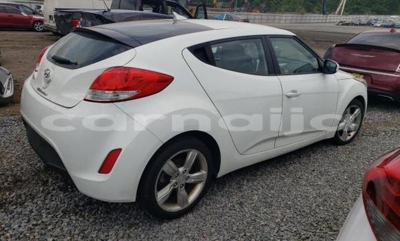 Acheter Neuf Voiture Hyundai Veloster Blanc à Lagos, État de Lagos Acheter Neuf Voiture Hyundai Veloster Blanc à Lagos, État de Lagos