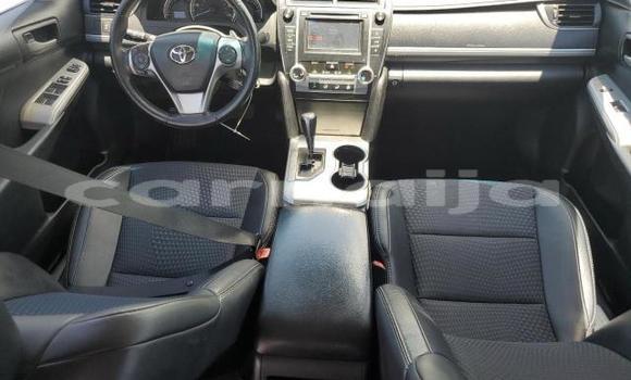 Acheter Neuf Voiture Toyota Camry Blanc à Lagos, État de Lagos Acheter Neuf Voiture Toyota Camry Blanc à Lagos, État de Lagos