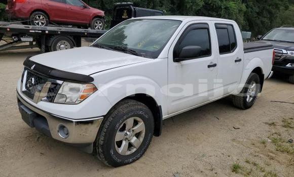 Buy New Nissan Frontier White Car in Lagos in Lagos State Buy New Nissan Frontier White Car in Lagos in Lagos State