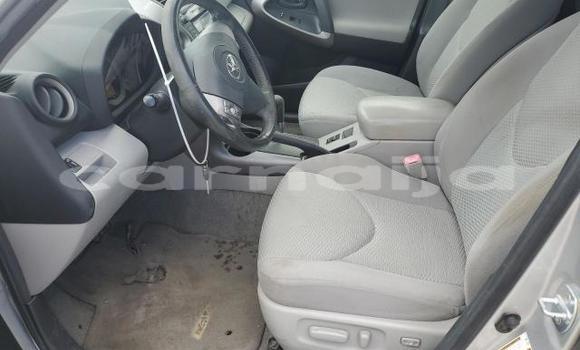 Acheter Neuf Voiture Toyota RAV4 Gris à Lagos, État de Lagos Acheter Neuf Voiture Toyota RAV4 Gris à Lagos, État de Lagos