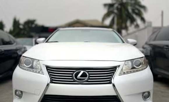 Acheter Occasion Voiture Lexus ES 300 Blanc à Lagos, État de Lagos Acheter Occasion Voiture Lexus ES 300 Blanc à Lagos, État de Lagos