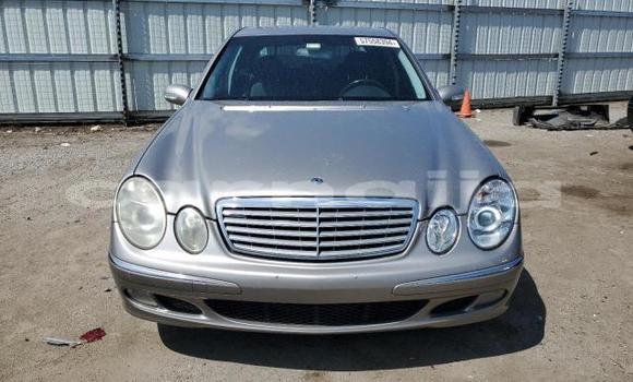 Acheter Neuf Voiture Mercedes-Benz E–Class Noir à Lagos, État de Lagos Acheter Neuf Voiture Mercedes-Benz E–Class Noir à Lagos, État de Lagos