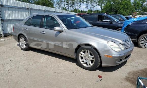 Acheter Neuf Voiture Mercedes-Benz E–Class Noir à Lagos, État de Lagos Acheter Neuf Voiture Mercedes-Benz E–Class Noir à Lagos, État de Lagos