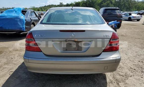 Acheter Neuf Voiture Mercedes-Benz E–Class Noir à Lagos, État de Lagos Acheter Neuf Voiture Mercedes-Benz E–Class Noir à Lagos, État de Lagos