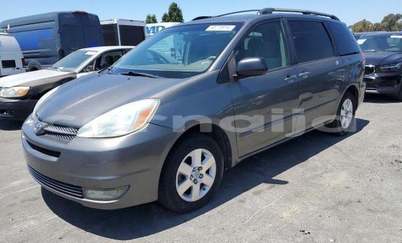 Buy New Toyota Sienna Black Car in Lagos in Lagos State