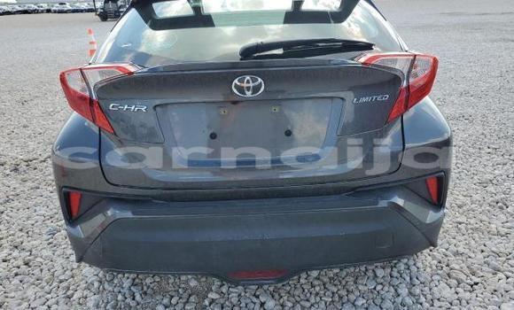 Acheter Neuf Voiture Toyota C-HR Noir à Lagos, État de Lagos Acheter Neuf Voiture Toyota C-HR Noir à Lagos, État de Lagos