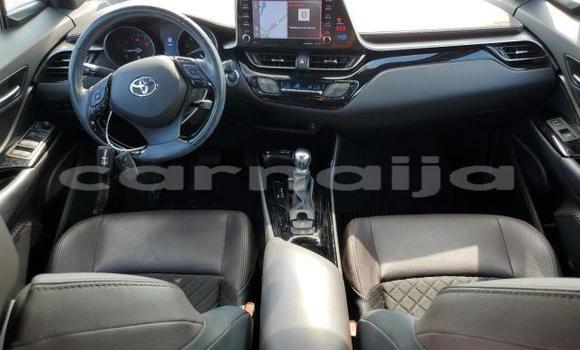 Acheter Neuf Voiture Toyota C-HR Noir à Lagos, État de Lagos Acheter Neuf Voiture Toyota C-HR Noir à Lagos, État de Lagos