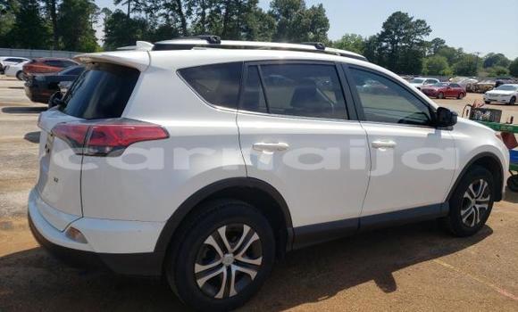 Acheter Neuf Voiture Toyota RAV4 Blanc à Lagos, État de Lagos Acheter Neuf Voiture Toyota RAV4 Blanc à Lagos, État de Lagos