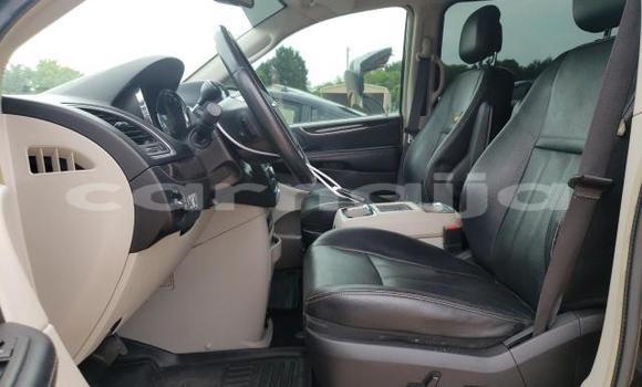 Acheter Neuf Voiture Chrysler Town & Country Noir à Lagos, État de Lagos Acheter Neuf Voiture Chrysler Town & Country Noir à Lagos, État de Lagos