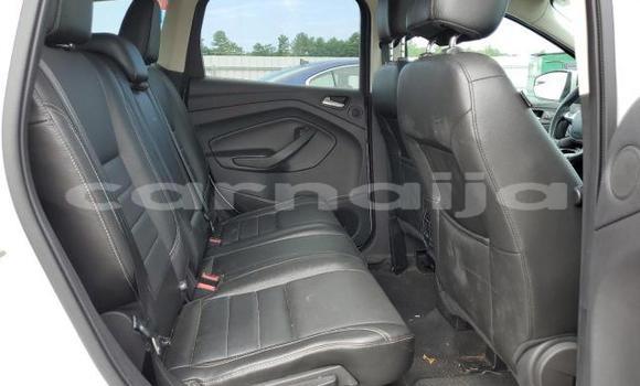 Acheter Neuf Voiture Ford Escape Blanc à Lagos, État de Lagos Acheter Neuf Voiture Ford Escape Blanc à Lagos, État de Lagos