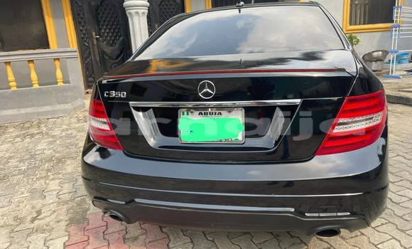 Acheter Occasion Voiture Mercedes-Benz C–Class Noir à Lagos, État de Lagos Acheter Occasion Voiture Mercedes-Benz C–Class Noir à Lagos, État de Lagos