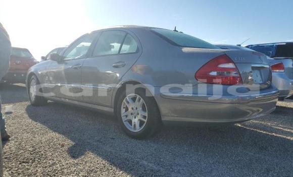 Acheter Neuf Voiture Mercedes-Benz E–Class Noir à Lagos, État de Lagos Acheter Neuf Voiture Mercedes-Benz E–Class Noir à Lagos, État de Lagos