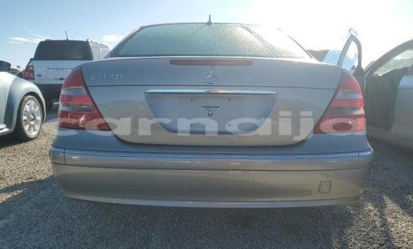 Acheter Neuf Voiture Mercedes-Benz E–Class Noir à Lagos, État de Lagos Acheter Neuf Voiture Mercedes-Benz E–Class Noir à Lagos, État de Lagos