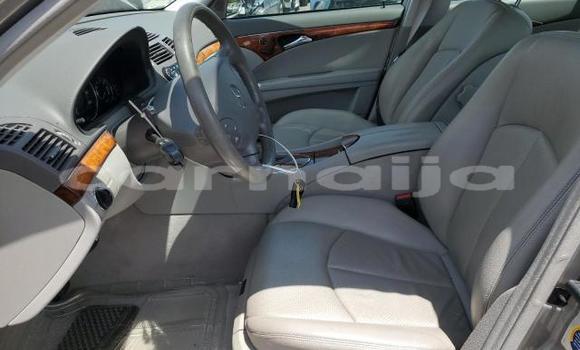Acheter Neuf Voiture Mercedes-Benz E–Class Noir à Lagos, État de Lagos Acheter Neuf Voiture Mercedes-Benz E–Class Noir à Lagos, État de Lagos