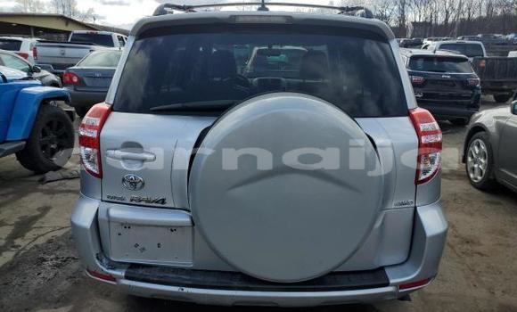Acheter Neuf Voiture Toyota RAV4 Gris à Lagos, État de Lagos Acheter Neuf Voiture Toyota RAV4 Gris à Lagos, État de Lagos