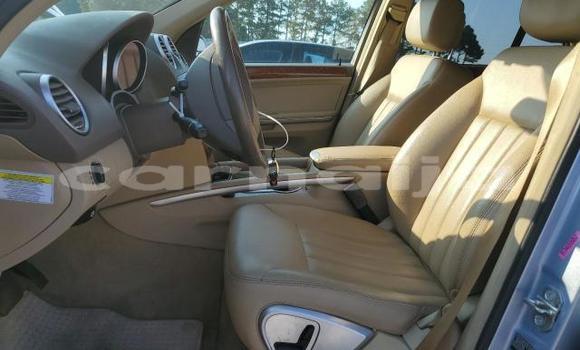 Acheter Neuf Voiture Mercedes-Benz ML–Class Bleu à Lagos, État de Lagos Acheter Neuf Voiture Mercedes-Benz ML–Class Bleu à Lagos, État de Lagos