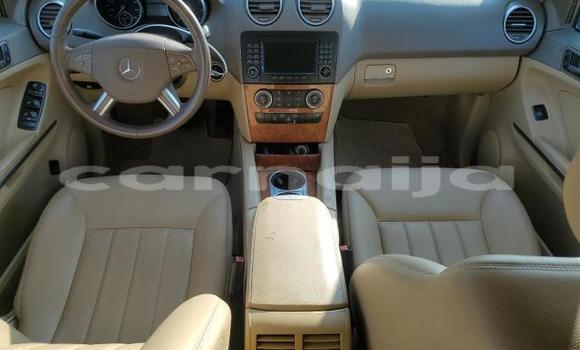 Acheter Neuf Voiture Mercedes-Benz ML–Class Bleu à Lagos, État de Lagos Acheter Neuf Voiture Mercedes-Benz ML–Class Bleu à Lagos, État de Lagos