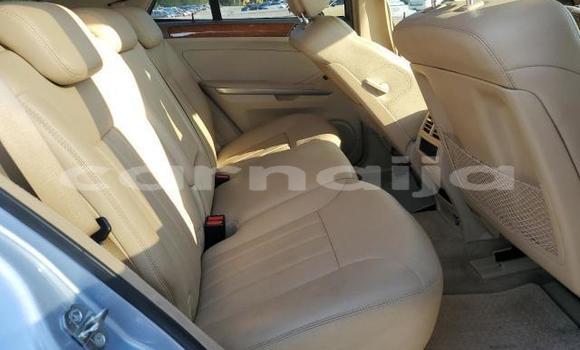 Acheter Neuf Voiture Mercedes-Benz ML–Class Bleu à Lagos, État de Lagos Acheter Neuf Voiture Mercedes-Benz ML–Class Bleu à Lagos, État de Lagos