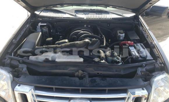 Acheter Neuf Voiture Ford Explorer Noir à Lagos, État de Lagos Acheter Neuf Voiture Ford Explorer Noir à Lagos, État de Lagos