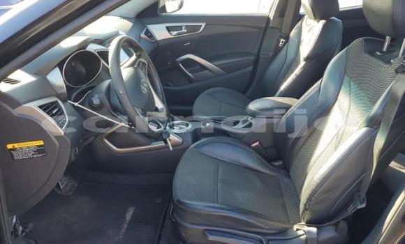 Acheter Neuf Voiture Hyundai Veloster Noir à Lagos, État de Lagos Acheter Neuf Voiture Hyundai Veloster Noir à Lagos, État de Lagos