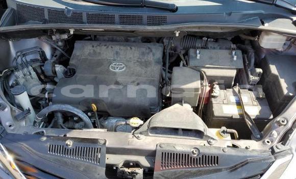 Acheter Neuf Voiture Toyota Sienna Noir à Lagos, État de Lagos Acheter Neuf Voiture Toyota Sienna Noir à Lagos, État de Lagos