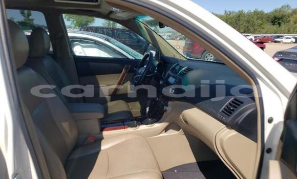 Acheter Neuf Voiture Toyota Highlander Blanc à Lagos, État de Lagos Acheter Neuf Voiture Toyota Highlander Blanc à Lagos, État de Lagos