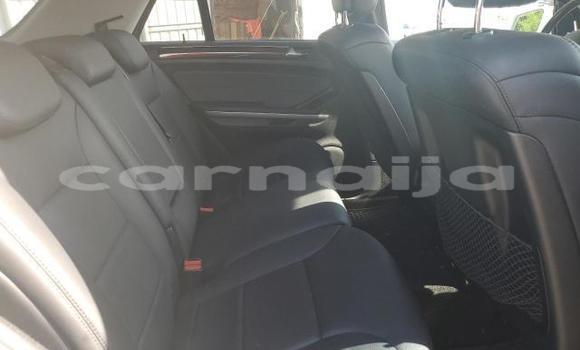 Acheter Neuf Voiture Mercedes-Benz ML–Class Blanc à Lagos, État de Lagos Acheter Neuf Voiture Mercedes-Benz ML–Class Blanc à Lagos, État de Lagos