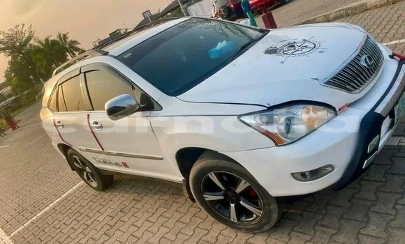Buy Used Lexus RX 330 White Car in Abuja in Lagos State Buy Used Lexus RX 330 White Car in Abuja in Lagos State